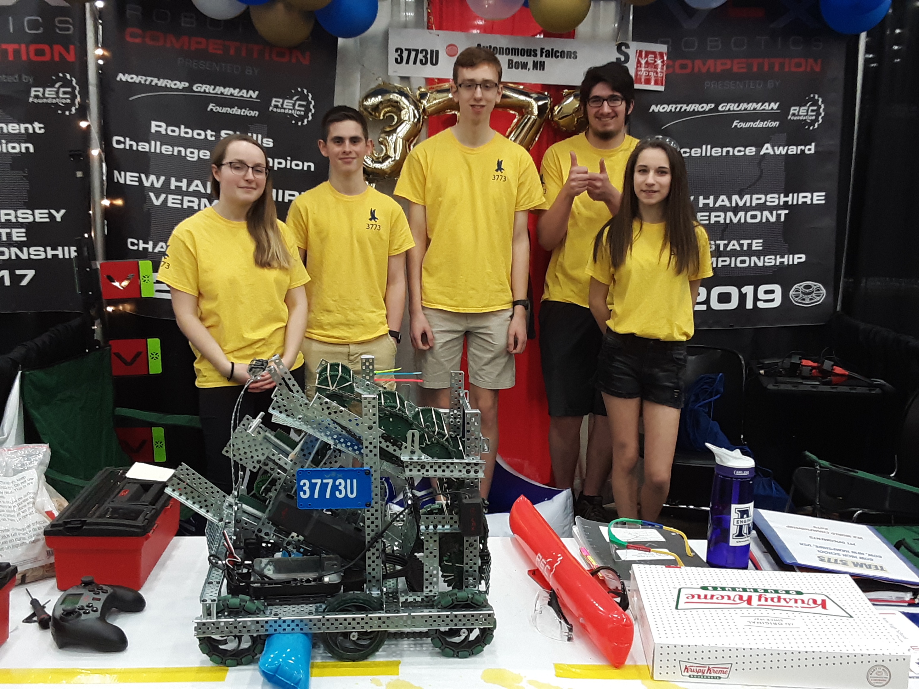 3773U Team Photo at Worlds 2019